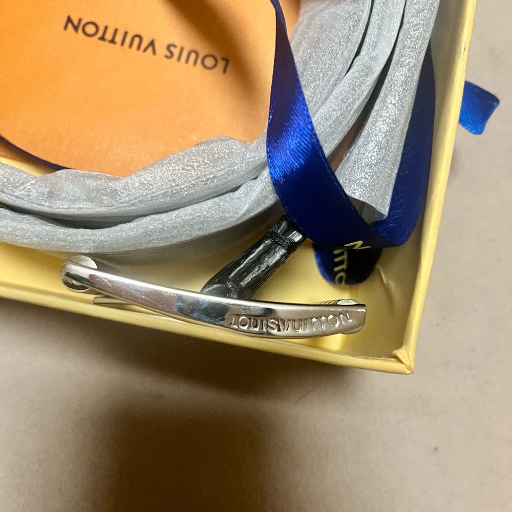 AUTHENTIC Louis Vuitton LV Initiales 40mm Reversible Belt Sz 100